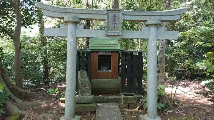 神崎神社の末社・摂社