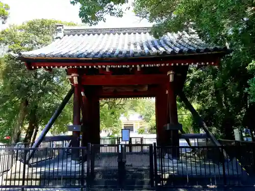 北山稲荷普済寺の山門・神門