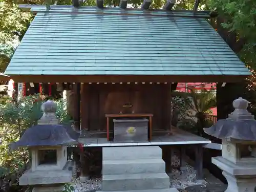 大島稲荷神社の末社