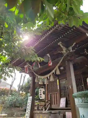 上高田氷川神社の本殿・本堂