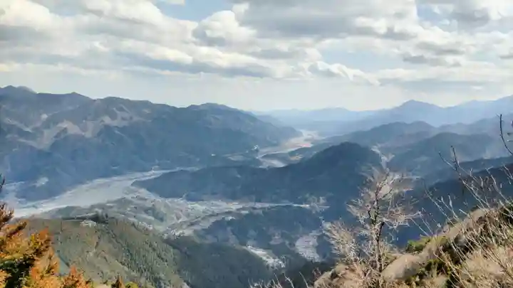 身延山奥之院思親閣(山梨県)