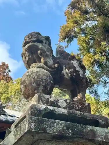 早瀧比咩神社の狛犬