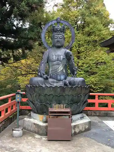 日石寺の仏像