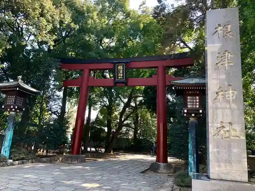 根津神社の鳥居