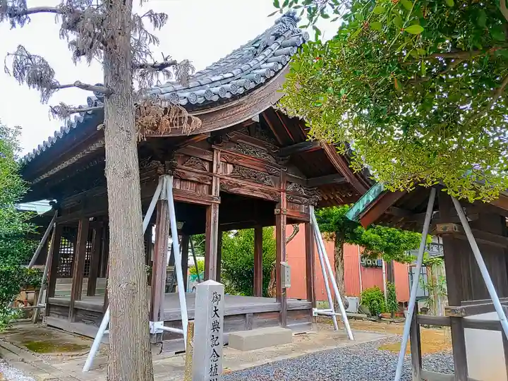 神明社(中之庄神明社)の本殿・本堂