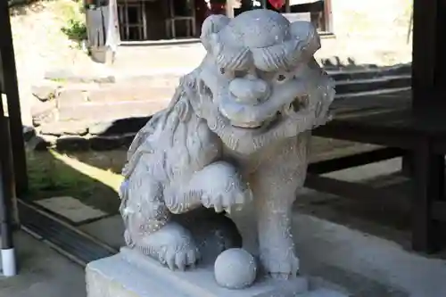 長屋神社の狛犬