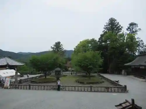 金峯山寺の庭園
