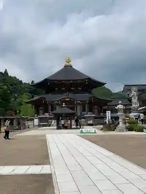 西方寺の本殿・本堂