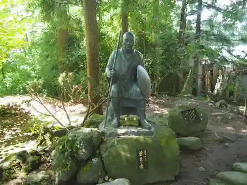 宝珠山 立石寺の{uncategorized: "未分類", other: "その他", undefined: "問題あり", building: "その他建物", grave: "お墓", sacred_gate: "鳥居", guardian: "狛犬", statue: "像", buddha: "仏像", history: "歴史", nature: "自然", garden: "庭園", animal: "動物", pagoda: "塔", temizu: "手水舎", mountain_gate: "山門・神門", sanctuary: "本殿・本堂", subordinate: "末社・摂社", art: "芸術", scenery: "景色", jizo: "地蔵", ema: "絵馬", goshuin: "御朱印", omikuji: "おみくじ", items: "授与品その他", amulet: "お守り", goshuincho: "御朱印帳", eats: "食事", festival: "お祭り", votive_dance: "神楽", shichigosan: "七五三参", wedding: "結婚式", experience: "体験その他", initially: "初詣", around: "周辺", anti_infection: "感染症対策"}