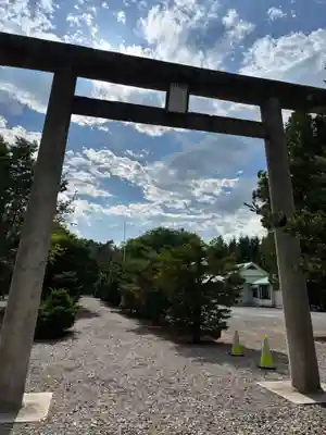 川西神社の鳥居