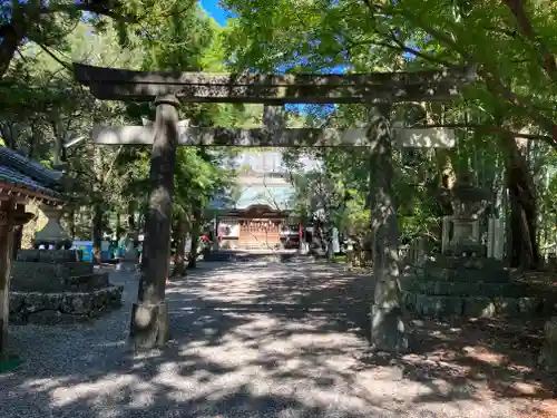 朝倉神社の鳥居