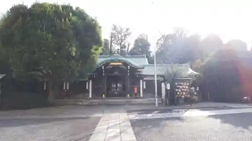 白金氷川神社の本殿・本堂