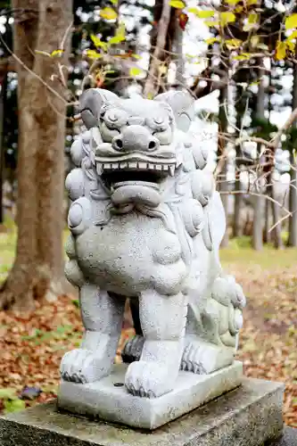 久遠神社の狛犬