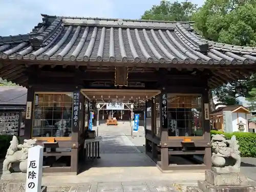 瀧宮神社の山門