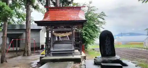 白山神社の末社