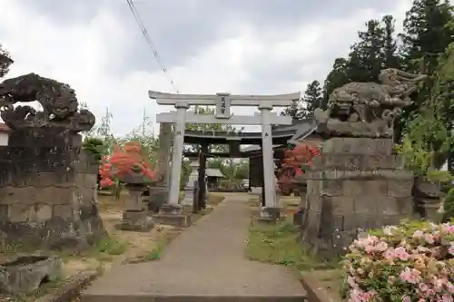 川田神社の景色