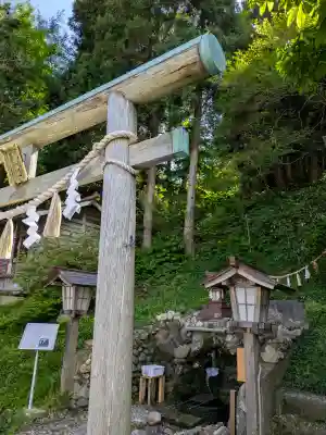 高穂神社の{uncategorized: "未分類", other: "その他", undefined: "問題あり", building: "その他建物", grave: "お墓", sacred_gate: "鳥居", guardian: "狛犬", statue: "像", buddha: "仏像", history: "歴史", nature: "自然", garden: "庭園", animal: "動物", pagoda: "塔", temizu: "手水舎", mountain_gate: "山門・神門", sanctuary: "本殿・本堂", subordinate: "末社・摂社", art: "芸術", scenery: "景色", jizo: "地蔵", ema: "絵馬", goshuin: "御朱印", omikuji: "おみくじ", items: "授与品その他", amulet: "お守り", goshuincho: "御朱印帳", eats: "食事", festival: "お祭り", votive_dance: "神楽", shichigosan: "七五三参", wedding: "結婚式", experience: "体験その他", initially: "初詣", around: "周辺", anti_infection: "感染症対策"}