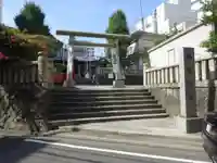 諏訪神社の鳥居