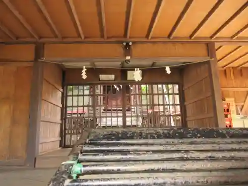 初鹿野諏訪神社の本殿