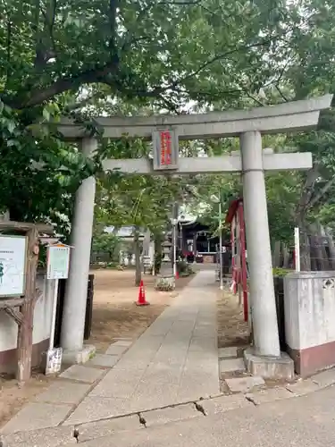 諏訪神社の鳥居