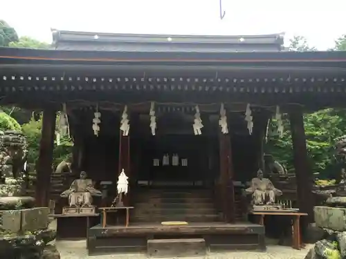 三尾神社の本殿・本堂