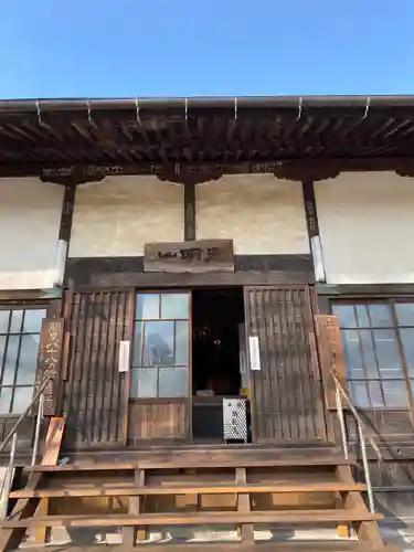 常楽寺の本殿・本堂