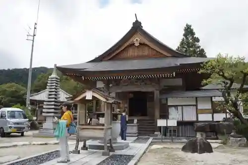 広拯院の本殿・本堂