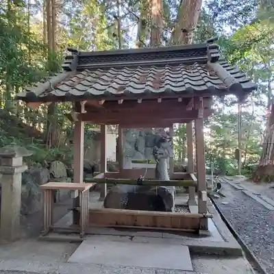 廣幡神社の手水舎