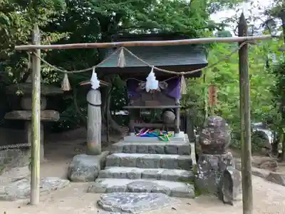 八重垣神社の末社・摂社