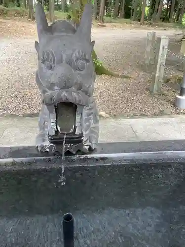 伊波乃西神社の手水