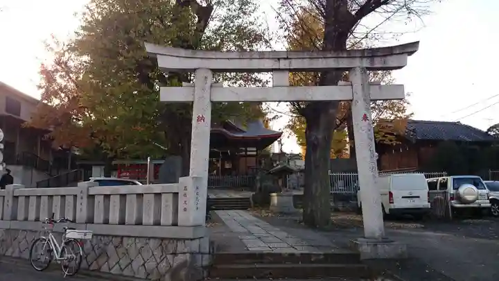 滝野川八幡神社の鳥居