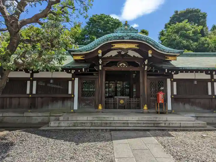 白金氷川神社の本殿・本堂