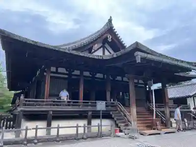 法隆寺の本殿・本堂