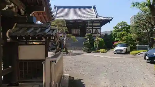 来迎寺の本殿・本堂