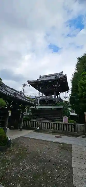 題経寺(柴又帝釈天)の{uncategorized: "未分類", other: "その他", undefined: "問題あり", building: "その他建物", grave: "お墓", sacred_gate: "鳥居", guardian: "狛犬", statue: "像", buddha: "仏像", history: "歴史", nature: "自然", garden: "庭園", animal: "動物", pagoda: "塔", temizu: "手水舎", mountain_gate: "山門・神門", sanctuary: "本殿・本堂", subordinate: "末社・摂社", art: "芸術", scenery: "景色", jizo: "地蔵", ema: "絵馬", goshuin: "御朱印", omikuji: "おみくじ", items: "授与品その他", amulet: "お守り", goshuincho: "御朱印帳", eats: "食事", festival: "お祭り", votive_dance: "神楽", shichigosan: "七五三参", wedding: "結婚式", experience: "体験その他", initially: "初詣", around: "周辺", anti_infection: "感染症対策"}
