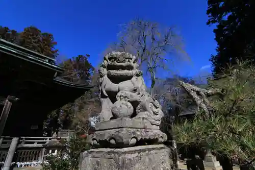 田村神社の狛犬