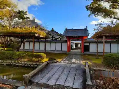 円成寺の山門・神門