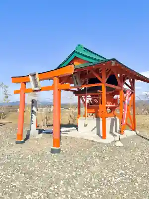 志賀理和氣神社の{uncategorized: "未分類", other: "その他", undefined: "問題あり", building: "その他建物", grave: "お墓", sacred_gate: "鳥居", guardian: "狛犬", statue: "像", buddha: "仏像", history: "歴史", nature: "自然", garden: "庭園", animal: "動物", pagoda: "塔", temizu: "手水舎", mountain_gate: "山門・神門", sanctuary: "本殿・本堂", subordinate: "末社・摂社", art: "芸術", scenery: "景色", jizo: "地蔵", ema: "絵馬", goshuin: "御朱印", omikuji: "おみくじ", items: "授与品その他", amulet: "お守り", goshuincho: "御朱印帳", eats: "食事", festival: "お祭り", votive_dance: "神楽", shichigosan: "七五三参", wedding: "結婚式", experience: "体験その他", initially: "初詣", around: "周辺", anti_infection: "感染症対策"}
