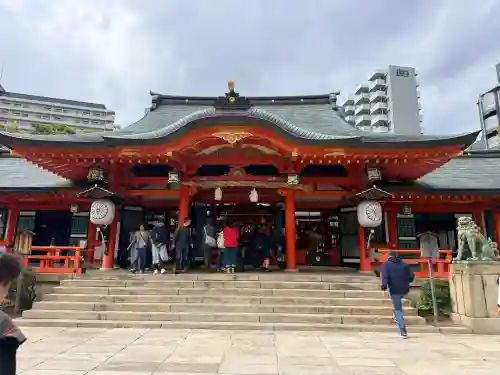 生田神社の{uncategorized: "未分類", other: "その他", undefined: "問題あり", building: "その他建物", grave: "お墓", sacred_gate: "鳥居", guardian: "狛犬", statue: "像", buddha: "仏像", history: "歴史", nature: "自然", garden: "庭園", animal: "動物", pagoda: "塔", temizu: "手水舎", mountain_gate: "山門・神門", sanctuary: "本殿・本堂", subordinate: "末社・摂社", art: "芸術", scenery: "景色", jizo: "地蔵", ema: "絵馬", goshuin: "御朱印", omikuji: "おみくじ", items: "授与品その他", amulet: "お守り", goshuincho: "御朱印帳", eats: "食事", festival: "お祭り", votive_dance: "神楽", shichigosan: "七五三参", wedding: "結婚式", experience: "体験その他", initially: "初詣", around: "周辺", anti_infection: "感染症対策"}