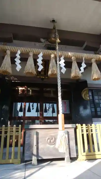 白髭神社の本殿・本堂