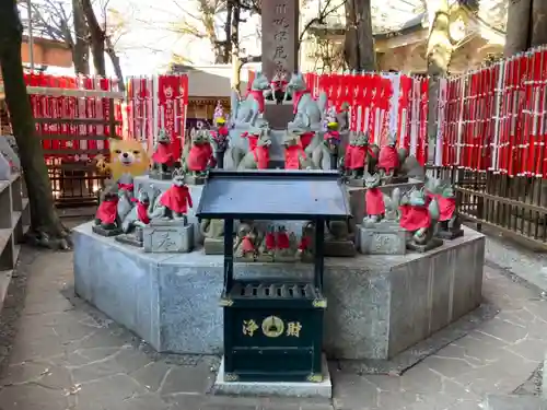 豊川稲荷東京別院の狛犬