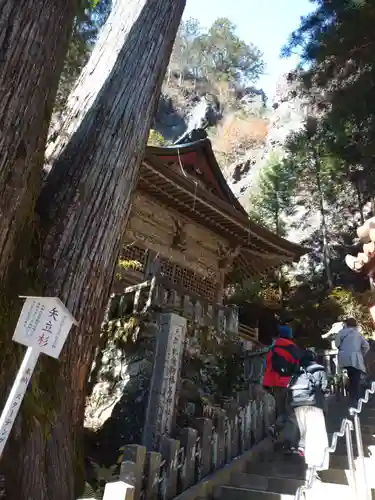 榛名神社の本殿