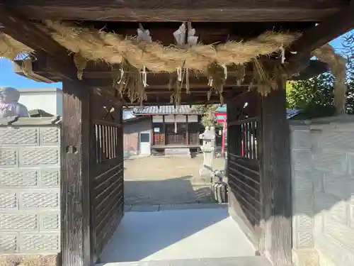 伊庭薬師堂(滋賀県)
