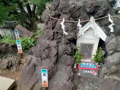 鳩森八幡神社の末社・摂社