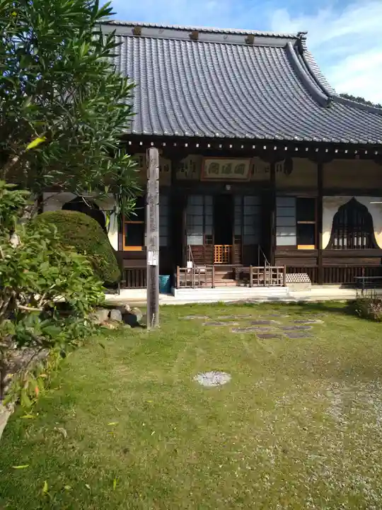 長念寺の本殿・本堂