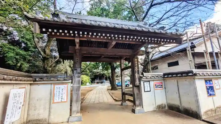 金蔵寺の山門・神門