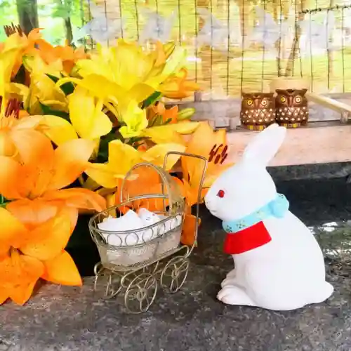 彌彦神社　(伊夜日子神社)の像