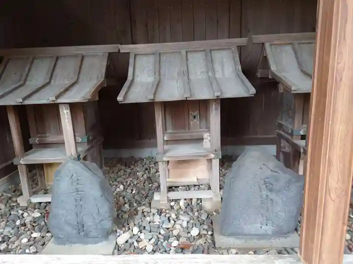 鹿苑神社の末社・摂社