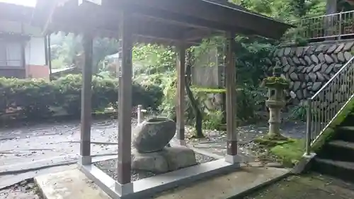 四度瀧不動明王の手水舎