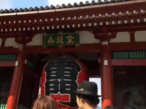 浅草寺の山門・神門